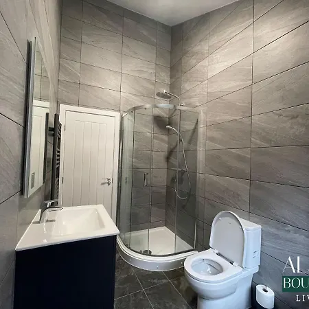 3 Floor Townhouse Luxury Living Alara Boutique Birmingham