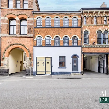 3 Floor Townhouse Luxury Living Alara Boutique Apartment Birmingham